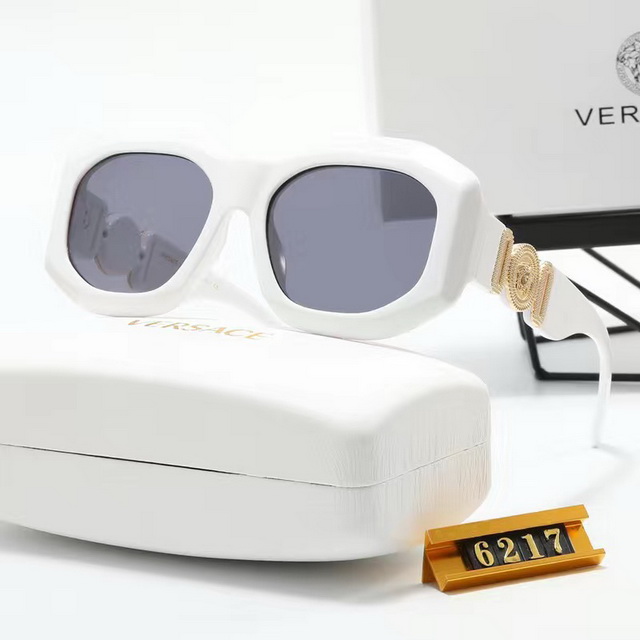 Versace Boutique Sunglasses 037